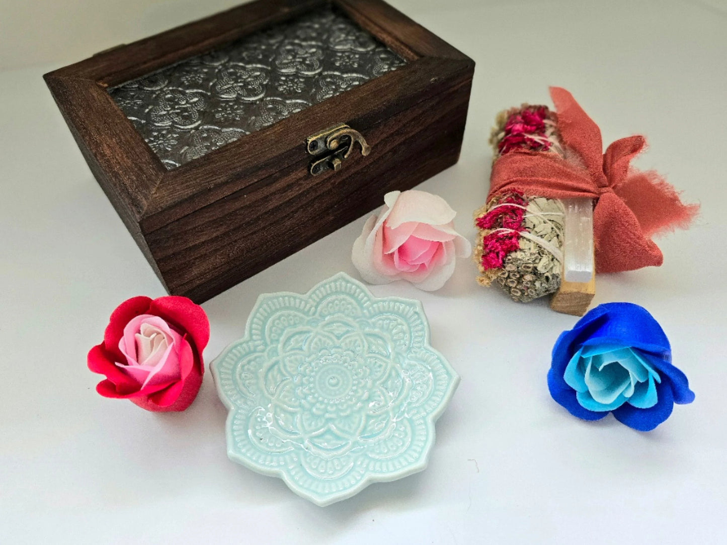 Vintage Gift Box with Smudge Kit